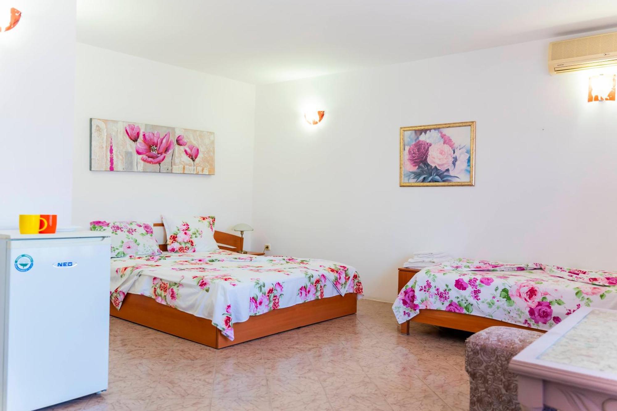 Family House Katerini Hotel Nesebar Ngoại thất bức ảnh